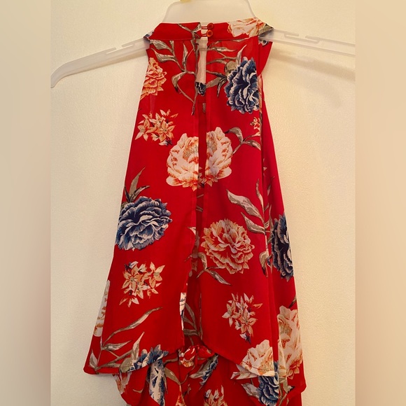 NWOT Romeo & Juliet Red Floral Jumpsuit - Size Medium - Picture 10 of 15